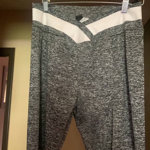 Legging - Picture 2 of 4